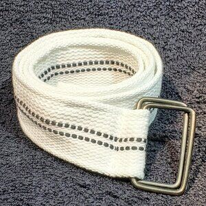 O-RING WOVEN BELT..WHITE WITH DASHED LINE BLACK STRIPES  LENGTH 44 INCHES..NWOT